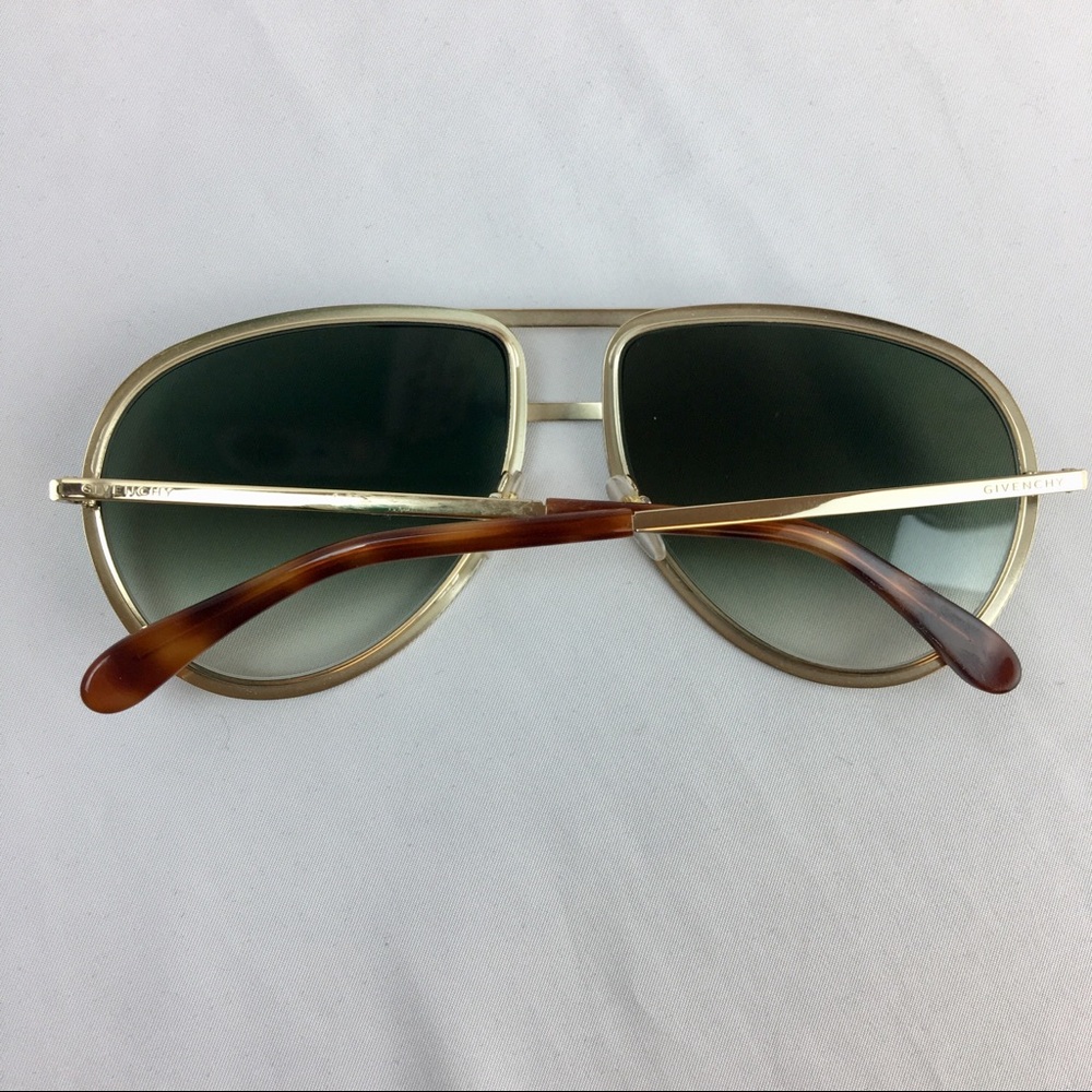 ‼️SOLD‼️Givenchy New Style Aviator Sunglasses - Picture 3 of 8